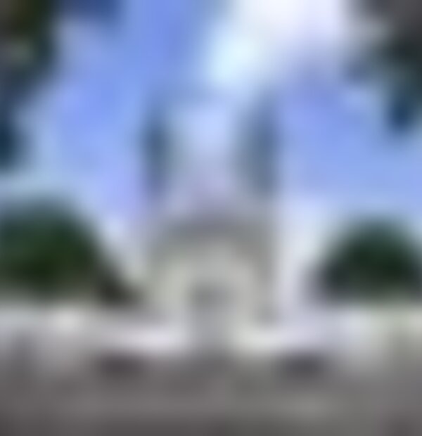 tiny_thumb_basilica