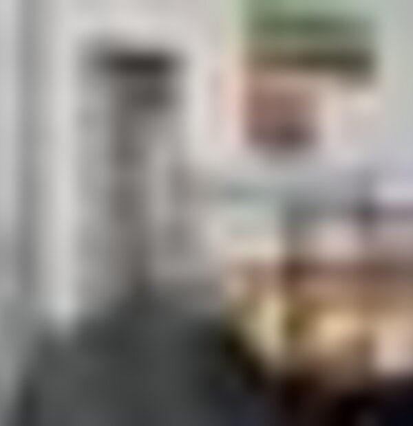 tiny_thumb_18421326