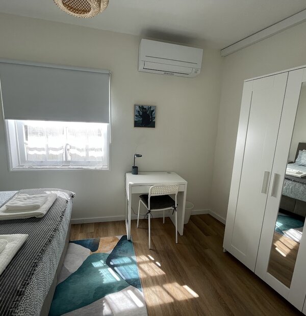 bedroom_2