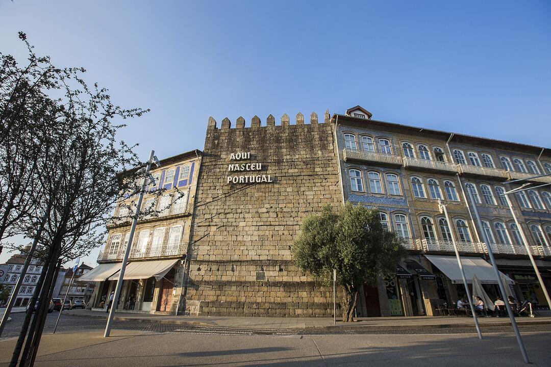 MURALHA